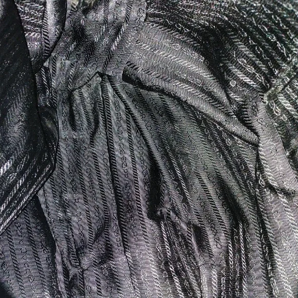 Prada Black Leather New Look Tote Bag - Picture 13 of 14